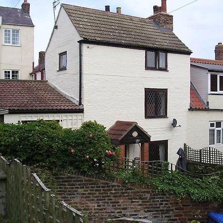 Award Winning Pet Friendly Paddock Cottage Уитби Экстерьер фото